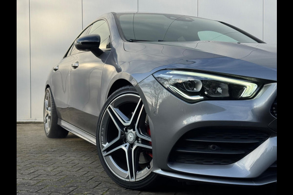 Mercedes-Benz CLA-Klasse 200 AMG AMBIANCE VERLICHTING STOELVERWARMING NAP EERSTE EIGENAAR