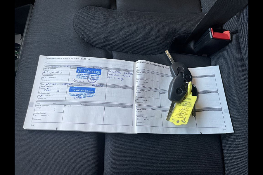 Renault Trafic 1.6 dCi 126pk E6 Comfort 3-zits BPM Vrij! Lease €296 p/m, Airco, Trekhaak, PDC, 2x Schuifdeur, Cruise controle, Onderhoudshistorie aanwezig