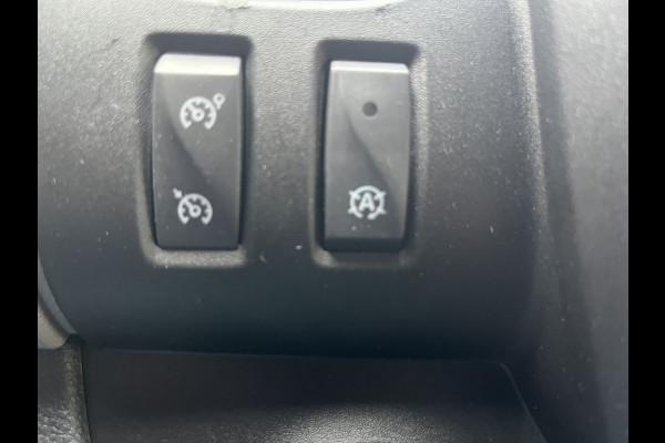 Renault Trafic 1.6 dCi 126pk E6 Comfort 3-zits BPM Vrij! Lease €296 p/m, Airco, Trekhaak, PDC, 2x Schuifdeur, Cruise controle, Onderhoudshistorie aanwezig