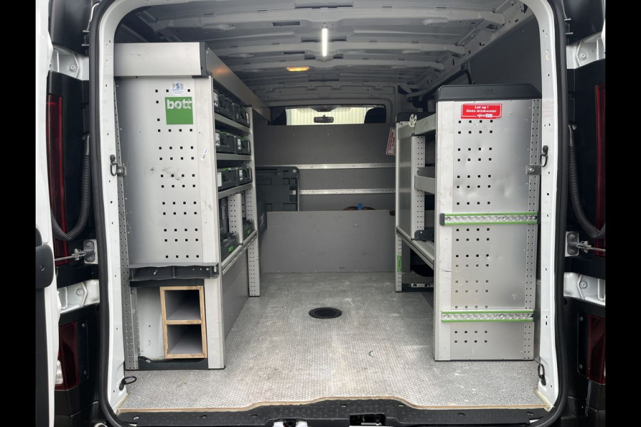 Renault Trafic 2.0 dCi 120pk E6 R-link BPM Vrij! Lease €296 p/m, Bott inrichting, Airco, Navi, PDC, Cruise controle, Onderhoudshistorie aanwezig