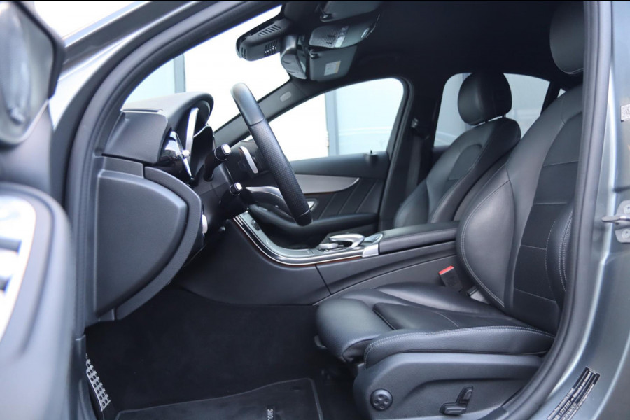 Mercedes-Benz C-Klasse 250 AMG / DODEHOEK / 360 / BURMESTER / DEALER SERVICE