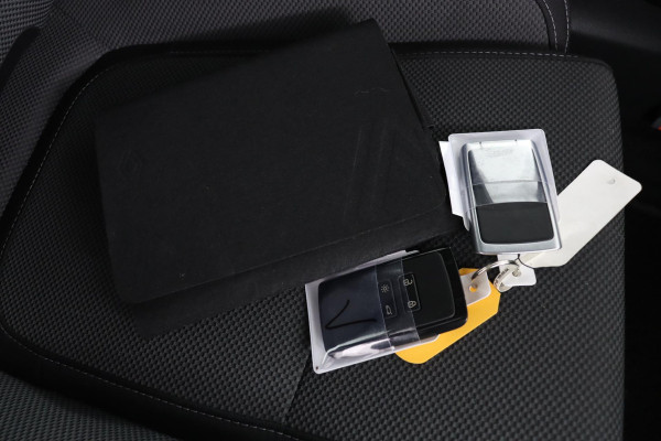 Renault Mégane Estate 1.3 TCe 140 Equilibre|Keyless|PDC|Climate|Navigatie