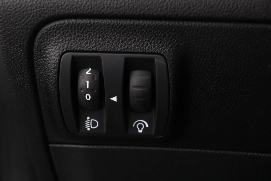 Renault Mégane Estate 1.3 TCe 140 Equilibre|Keyless|PDC|Climate|Navigatie