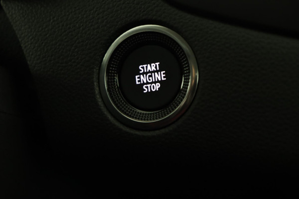 Renault Mégane Estate 1.3 TCe 140 Equilibre|Keyless|PDC|Climate|Navigatie