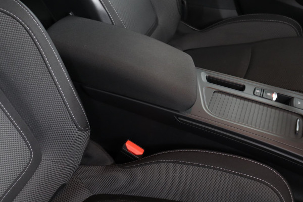 Renault Mégane Estate 1.3 TCe 140 Equilibre|Keyless|PDC|Climate|Navigatie