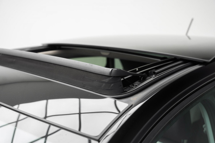 Volkswagen Polo 1.0 TSI Beats Pano|Camera|Carplay|