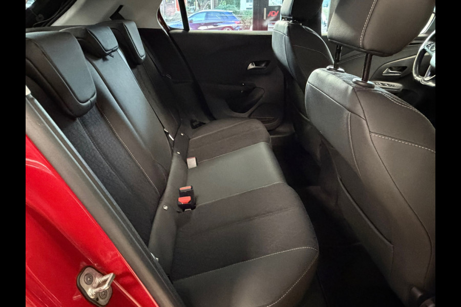 Opel Corsa 1.2 Elegance AUT. NAVIGATIE APPLE CARPLAY STOELVERWARMING PDC AUX USB CRUISE LANE ASSIST VIRTUAL COCKPIT