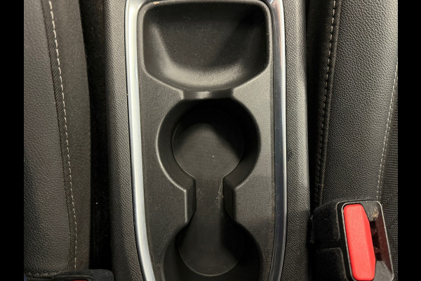 Opel Corsa 1.2 Elegance AUT. NAVIGATIE APPLE CARPLAY STOELVERWARMING PDC AUX USB CRUISE LANE ASSIST VIRTUAL COCKPIT