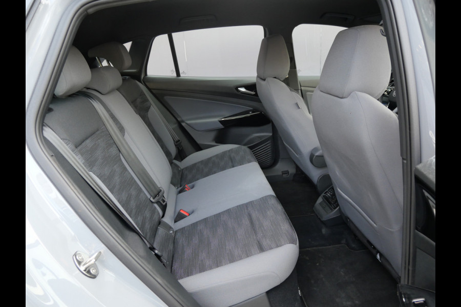 Volkswagen ID.4 Pro 77 kWh | ALL SEASON | CAMERA | ACC | CARPLAY | VOORRUIT VERW.