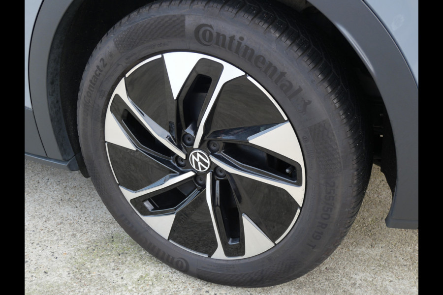 Volkswagen ID.4 Pro 77 kWh | ALL SEASON | CAMERA | ACC | CARPLAY | VOORRUIT VERW.
