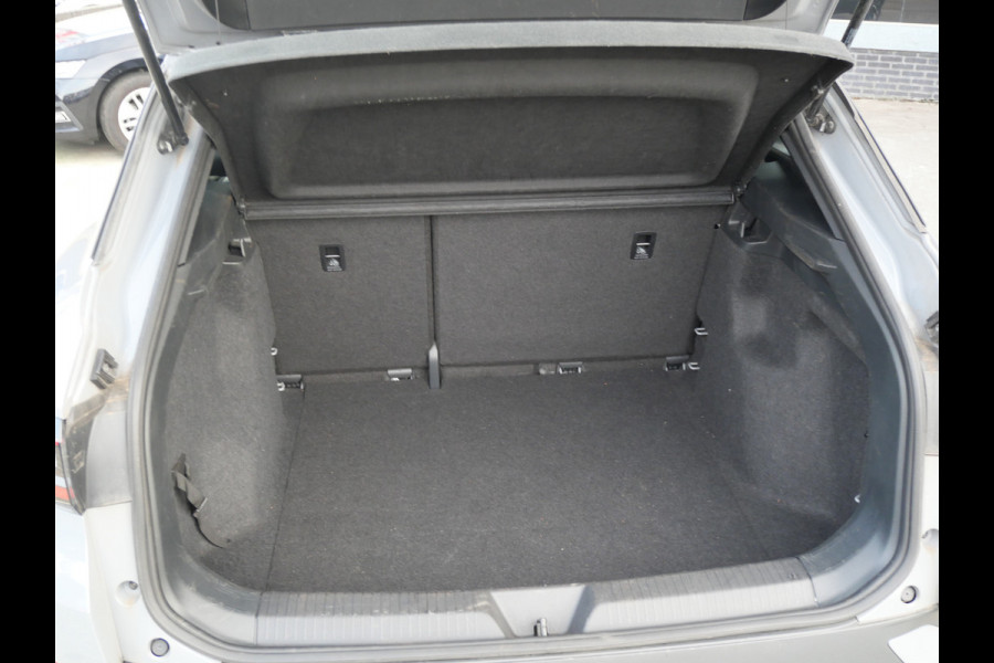 Volkswagen ID.4 Pro 77 kWh | ALL SEASON | CAMERA | ACC | CARPLAY | VOORRUIT VERW.