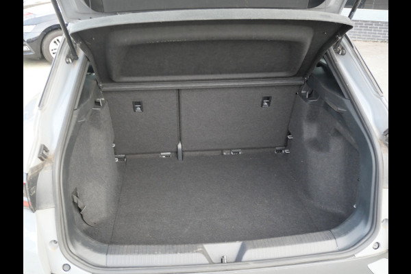 Volkswagen ID.4 Pro 77 kWh | ALL SEASON | CAMERA | ACC | CARPLAY | VOORRUIT VERW.