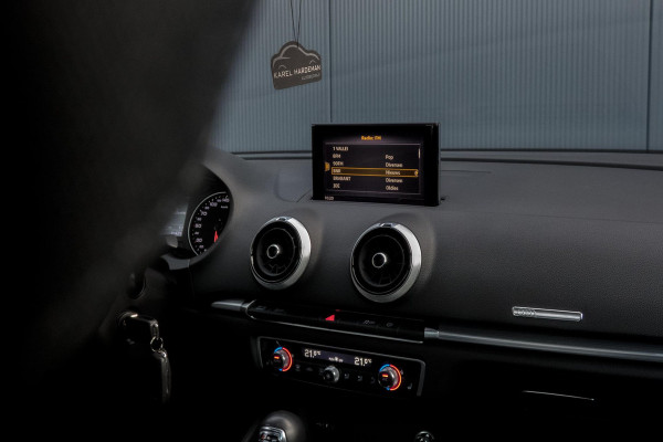 Audi A3 Limousine 1.5 TFSI CoD Design Pro Line Plus | AFNEEMBARE TREKHAAK | APPLE CARPLAY/ANDROID AUTO | STOELVERWAMING