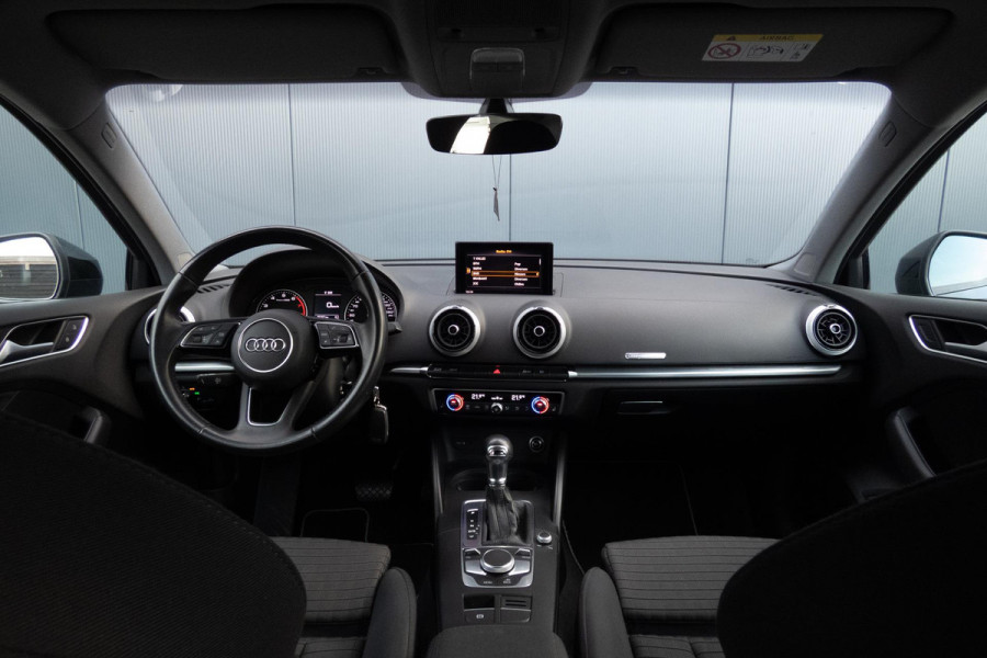 Audi A3 Limousine 1.5 TFSI CoD Design Pro Line Plus | AFNEEMBARE TREKHAAK | APPLE CARPLAY/ANDROID AUTO | STOELVERWAMING
