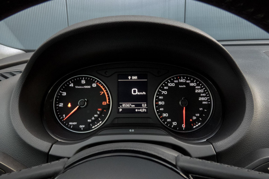 Audi A3 Limousine 1.5 TFSI CoD Design Pro Line Plus | AFNEEMBARE TREKHAAK | APPLE CARPLAY/ANDROID AUTO | STOELVERWAMING
