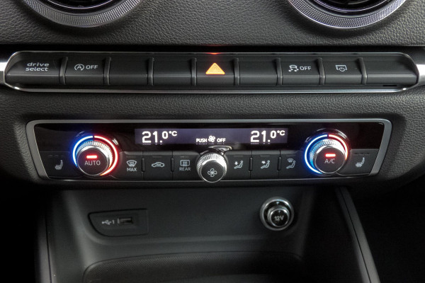 Audi A3 Limousine 1.5 TFSI CoD Design Pro Line Plus | AFNEEMBARE TREKHAAK | APPLE CARPLAY/ANDROID AUTO | STOELVERWAMING