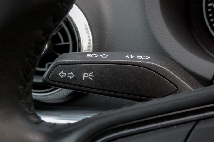 Audi A3 Limousine 1.5 TFSI CoD Design Pro Line Plus | AFNEEMBARE TREKHAAK | APPLE CARPLAY/ANDROID AUTO | STOELVERWAMING