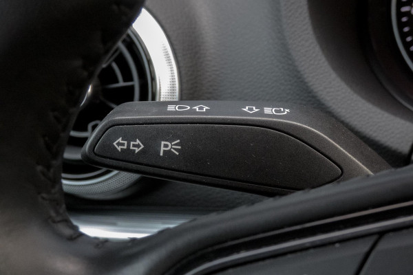 Audi A3 Limousine 1.5 TFSI CoD Design Pro Line Plus | AFNEEMBARE TREKHAAK | APPLE CARPLAY/ANDROID AUTO | STOELVERWAMING