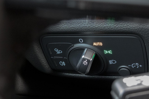 Audi A3 Limousine 1.5 TFSI CoD Design Pro Line Plus | AFNEEMBARE TREKHAAK | APPLE CARPLAY/ANDROID AUTO | STOELVERWAMING