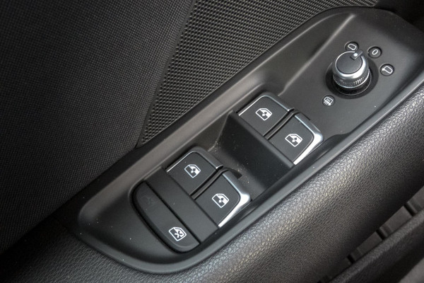 Audi A3 Limousine 1.5 TFSI CoD Design Pro Line Plus | AFNEEMBARE TREKHAAK | APPLE CARPLAY/ANDROID AUTO | STOELVERWAMING