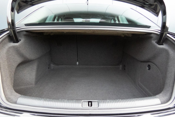 Audi A3 Limousine 1.5 TFSI CoD Design Pro Line Plus | AFNEEMBARE TREKHAAK | APPLE CARPLAY/ANDROID AUTO | STOELVERWAMING