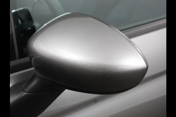 Fiat 500 1.0 Hybrid Club | Navigatie | Apple Carplay / Android Auto | Airco | Cruise Control | Parkeer sensoren | Dab