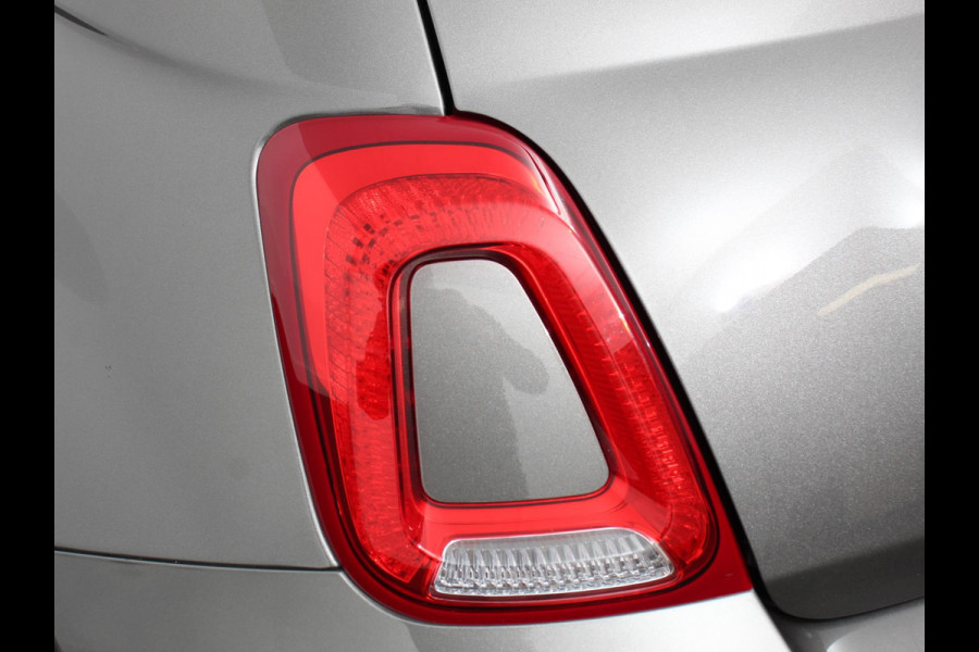 Fiat 500 1.0 Hybrid Club | Navigatie | Apple Carplay / Android Auto | Airco | Cruise Control | Parkeer sensoren | Dab