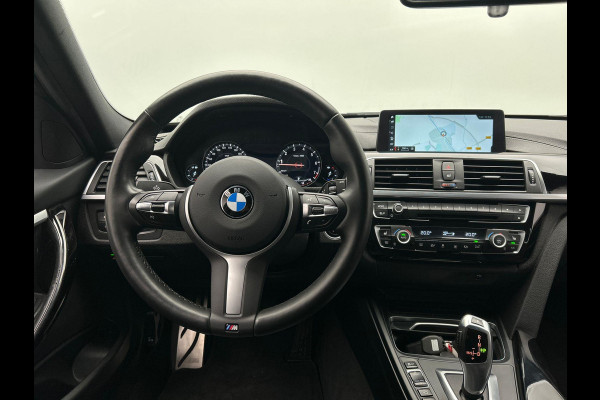 BMW 3 Serie Touring 320i Edition M Sport Shadow Executive | Origineel Nederlands | Leder Camera Lane Assist Stoelverwarming