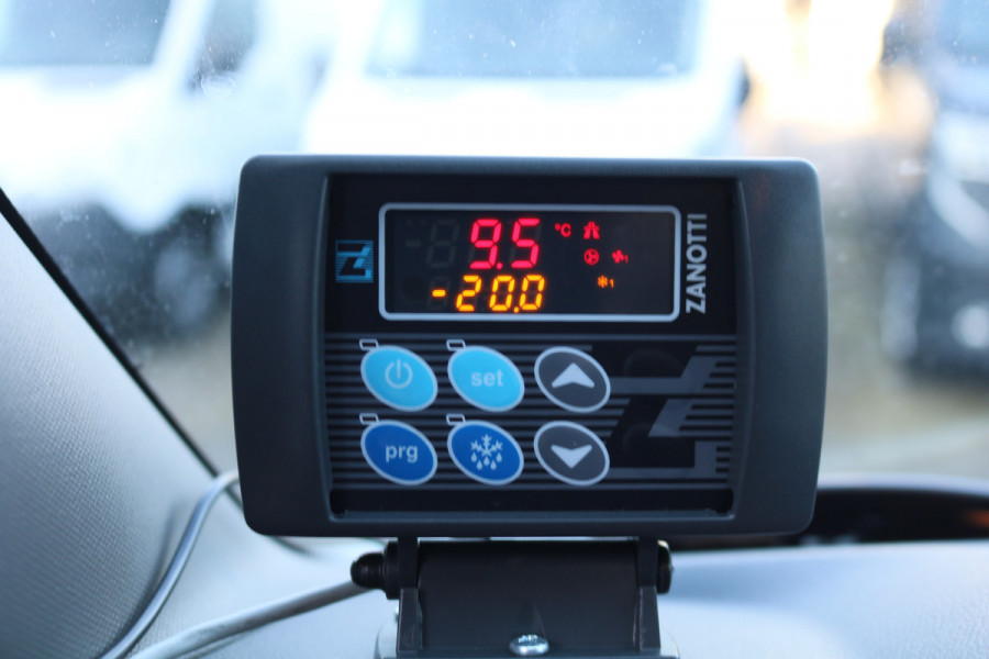 Renault Master 2.3 dCi Koelwagen Vrieswagen -20 Graden Dag en Nacht