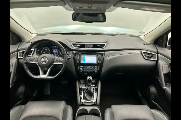 Nissan QASHQAI 1.2 Tekna Leder Navigatie Panoramadak Stoelverwarming Keyless Lane Assist Trekhaak Cruise Climate Control