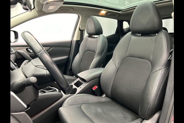 Nissan QASHQAI 1.2 Tekna Leder Navigatie Panoramadak Stoelverwarming Keyless Lane Assist Trekhaak Cruise Climate Control
