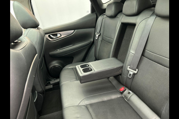 Nissan QASHQAI 1.2 Tekna Leder Navigatie Panoramadak Stoelverwarming Keyless Lane Assist Trekhaak Cruise Climate Control