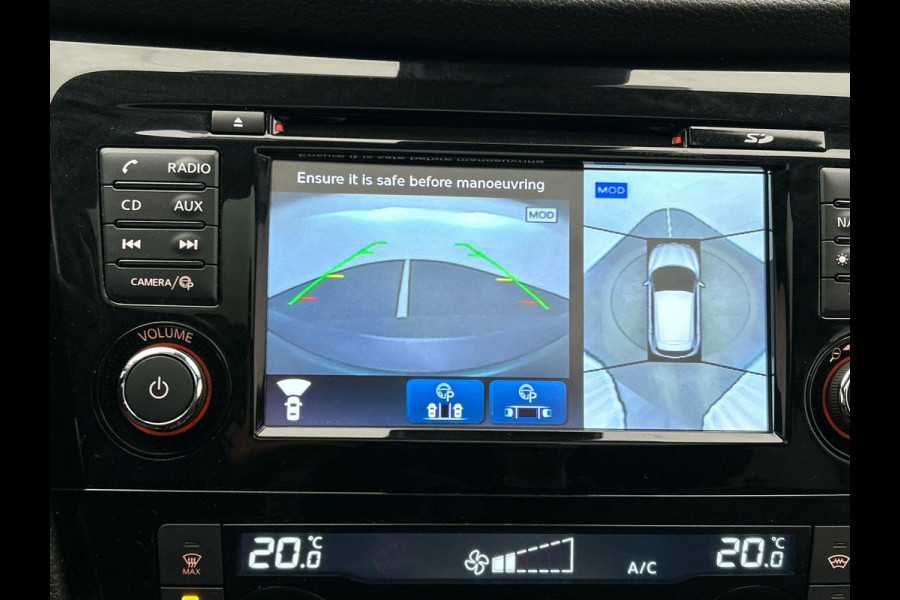 Nissan QASHQAI 1.2 Tekna Leder Navigatie Panoramadak Stoelverwarming Keyless Lane Assist Trekhaak Cruise Climate Control