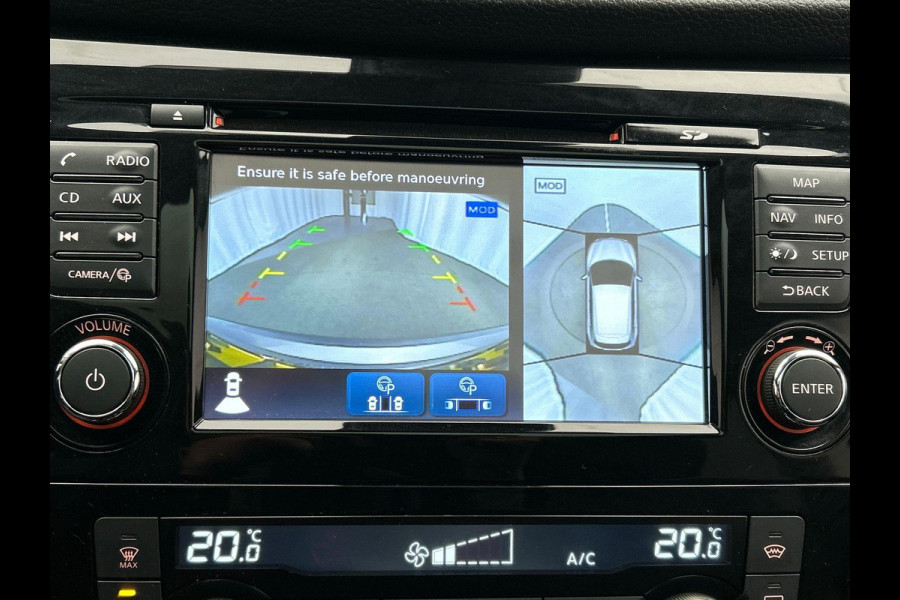 Nissan QASHQAI 1.2 Tekna Leder Navigatie Panoramadak Stoelverwarming Keyless Lane Assist Trekhaak Cruise Climate Control