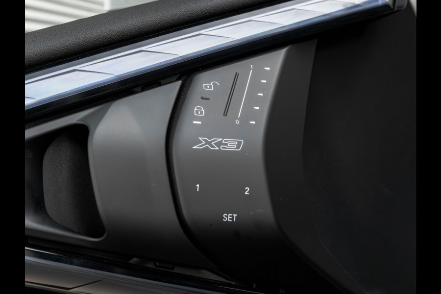 BMW X3 30e xDrive - Memoryzetel - Camera - ACC - Head-Up