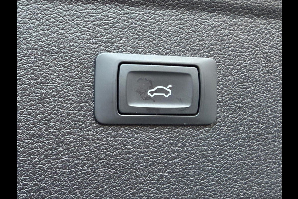 Audi Q5 50 TFSI-e S Line / Pano / B&O / Luchtvering / 360 camera / Trekhaak