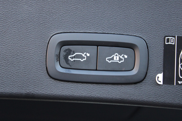 Volvo XC40 1.5 T4 Recharge R-Design PHEV SOh 88.8% PANO NAVI ORG NL 73000KM!!