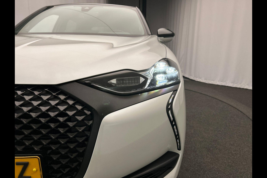 DS DS 3 Crossback 1.2 PureTech Performance Line | Trekhaak | Rondomzicht/Camera | Origineel NL