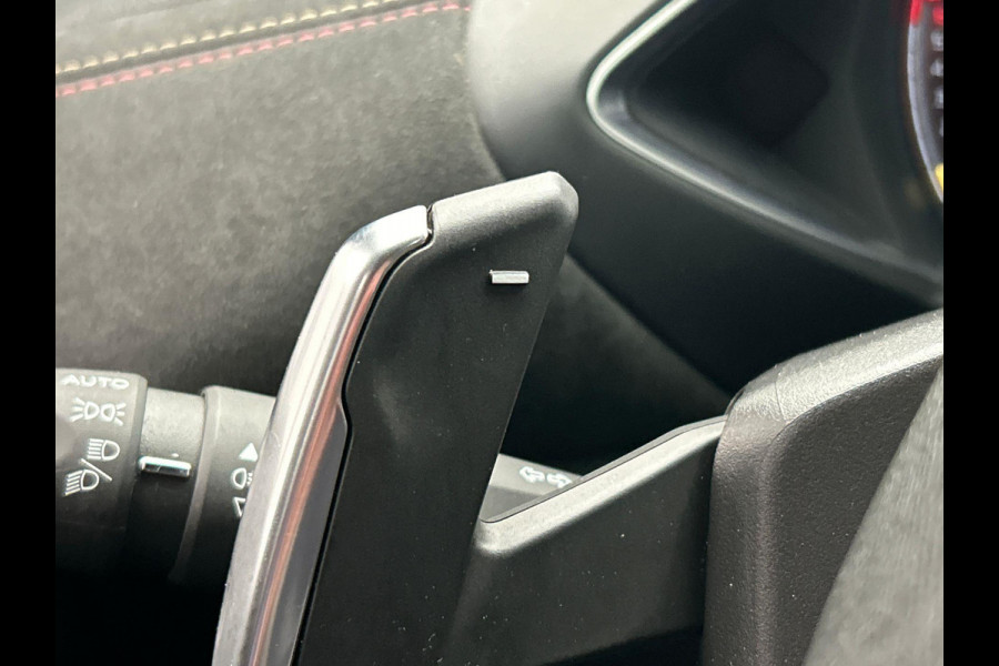 DS DS 3 Crossback 1.2 PureTech Performance Line | Trekhaak | Rondomzicht/Camera | Origineel NL