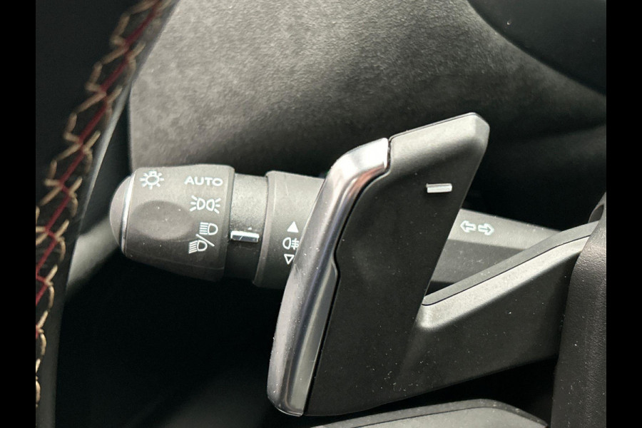 DS DS 3 Crossback 1.2 PureTech Performance Line | Trekhaak | Rondomzicht/Camera | Origineel NL