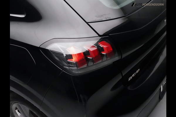 Peugeot 208 1.2 PureTech Active Pack Sport 100pk (LED,AUTOMAAT,PARKEERSENSOREN,CRUISE,APPLE CARPLAY,LM-VELGEN,CLIMATE,NIEUWE APK)