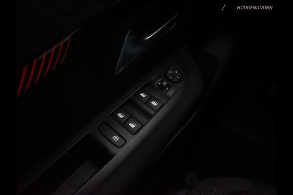 Peugeot 208 1.2 PureTech Active Pack Sport 100pk (LED,AUTOMAAT,PARKEERSENSOREN,CRUISE,APPLE CARPLAY,LM-VELGEN,CLIMATE,NIEUWE APK)