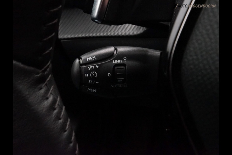 Peugeot 208 1.2 PureTech Active Pack Sport 100pk (LED,AUTOMAAT,PARKEERSENSOREN,CRUISE,APPLE CARPLAY,LM-VELGEN,CLIMATE,NIEUWE APK)