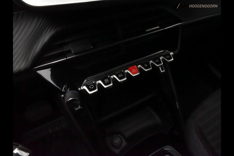 Peugeot 208 1.2 PureTech Active Pack Sport 100pk (LED,AUTOMAAT,PARKEERSENSOREN,CRUISE,APPLE CARPLAY,LM-VELGEN,CLIMATE,NIEUWE APK)