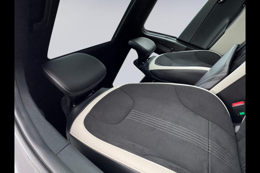 Kia Ev6 GT-Line 77.4 kWh panoramadak, soh waarde 100 procent, trekhaak, meridian, alle opties, 1 e eigenaar, NL auto met nap