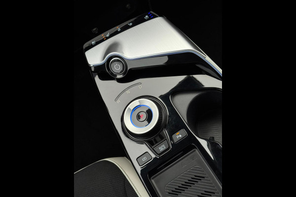 Kia Ev6 GT-Line 77.4 kWh panoramadak, soh waarde 100 procent, trekhaak, meridian, alle opties, 1 e eigenaar, NL auto met nap