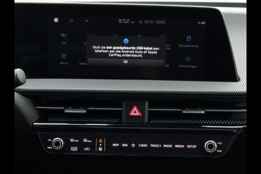 Kia Ev6 GT-Line 77.4 kWh panoramadak, soh waarde 100 procent, trekhaak, meridian, alle opties, 1 e eigenaar, NL auto met nap