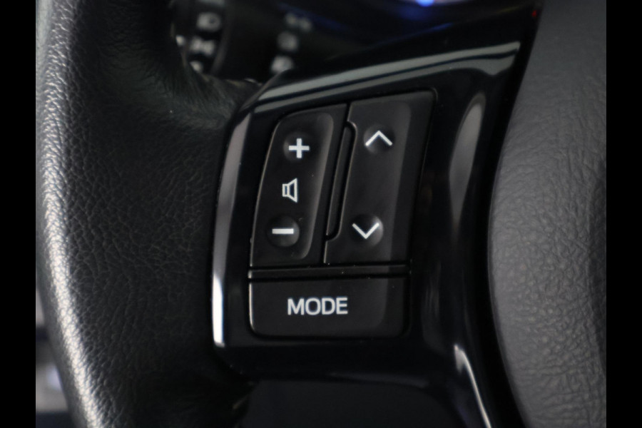 Toyota Yaris 1.5 Hybrid Dynamic Bi-Tone | Apple Carplay & AndroidAUTO | Camera | Lichtmetalen velgen |