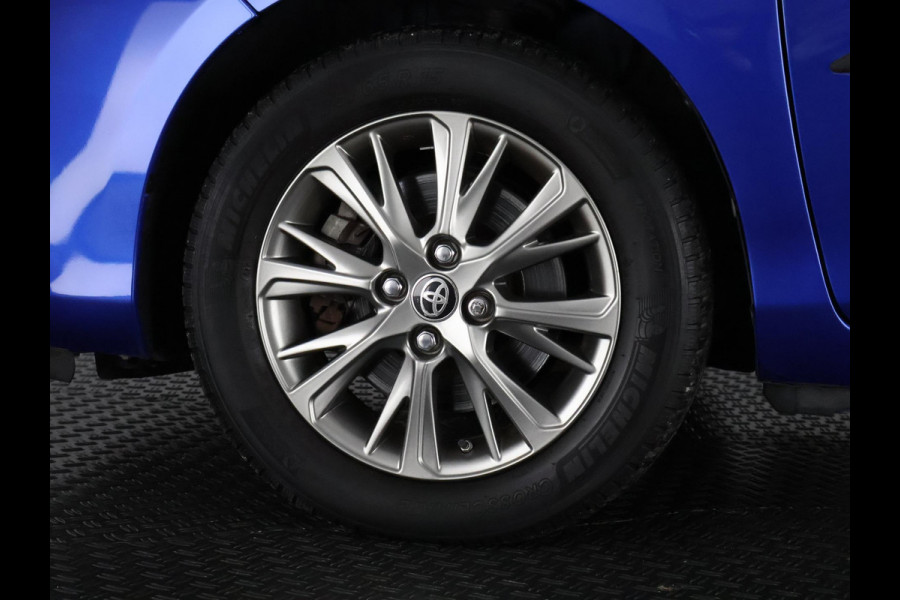Toyota Yaris 1.5 Hybrid Dynamic Bi-Tone | Apple Carplay & AndroidAUTO | Camera | Lichtmetalen velgen |