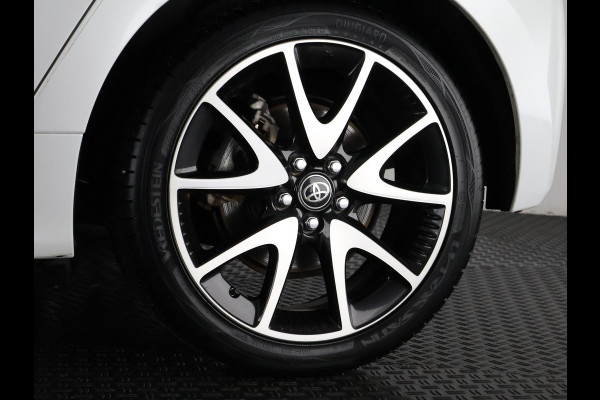 Toyota Yaris 1.5 Hybrid Dynamic Sport | Apple Carplay & AndroidAUTO | Camera | Adaptieve Cruise Control |